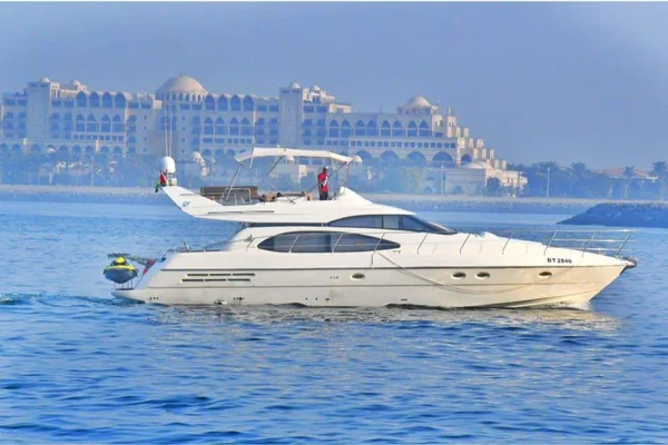 58′ Azimuth exterior