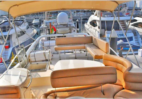 Upper deck seating