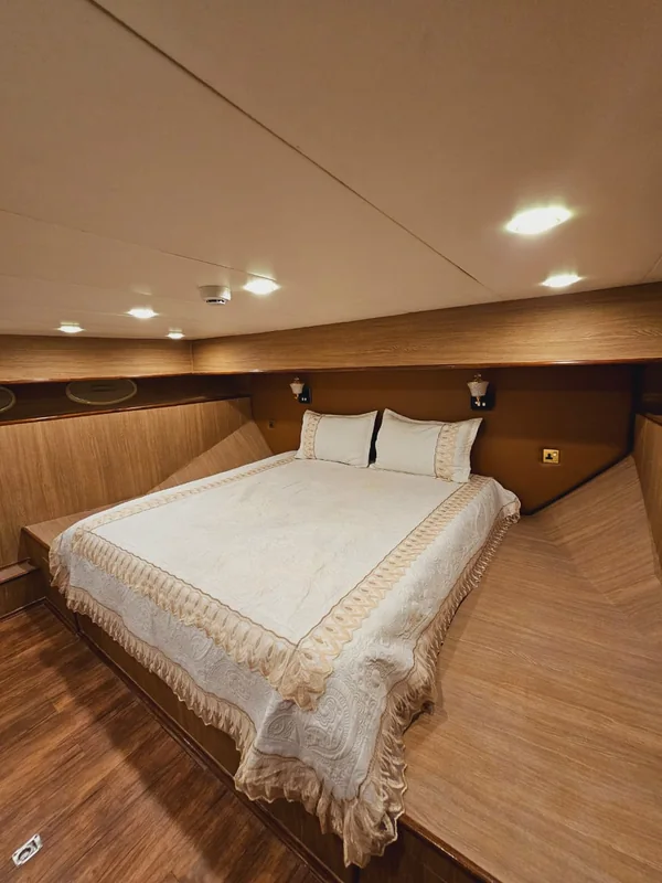 Main cabin
